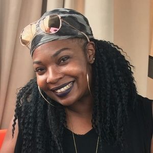 Meet your Posher, Christine